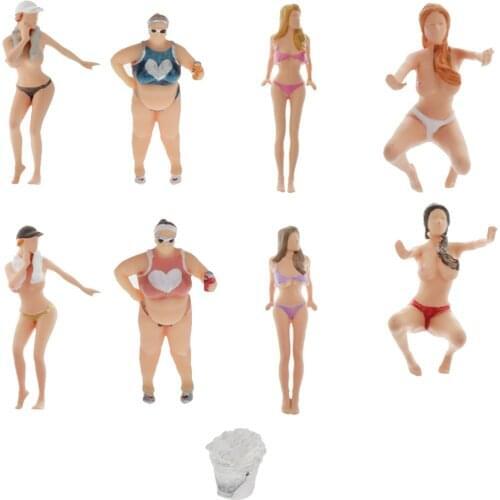 1:64 Bikini Car Wash Model People Miniature Figures Resin Character Model Toys