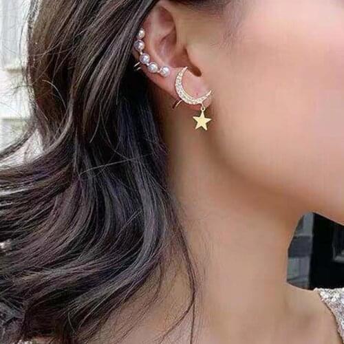 2 Pcs/Set Minimalist Crystal Bolt Cartilage Earrings Moon and Star Ear Cuffs Simple Pearls Clips on Earring Fashion Jewelry Gift