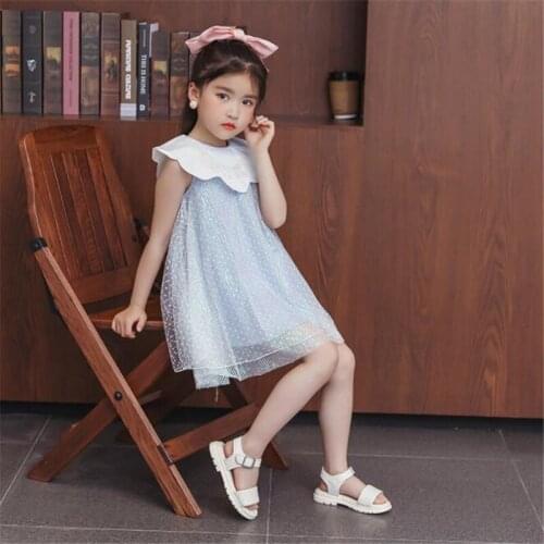 Simple girls' sandals 2021 summer new thick soled antiskid childrens beach shoes childrens fashion black childrens shoes