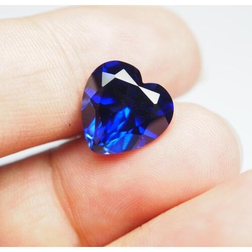 Heart Shape Corundum Royal Blue Sapphire 11x11mm 12x12mm 5A Quality Loose Synthetic Stone
