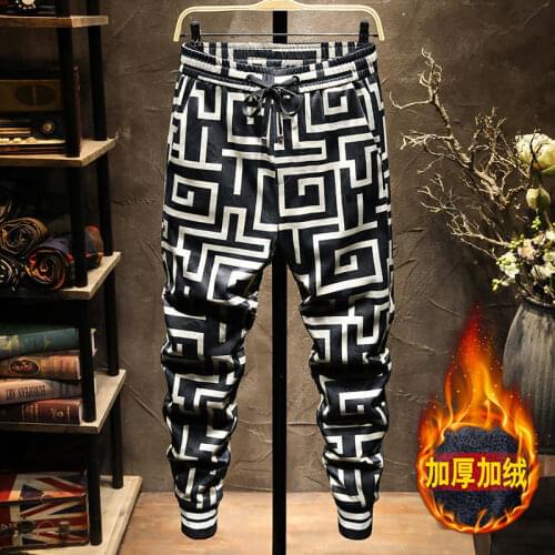 Winter Colorful Pants Mens Trousers Korean Style Fashionable Elastic Waist Velvet Padded Mens Casual Trousers Slim Fit Mens Skin