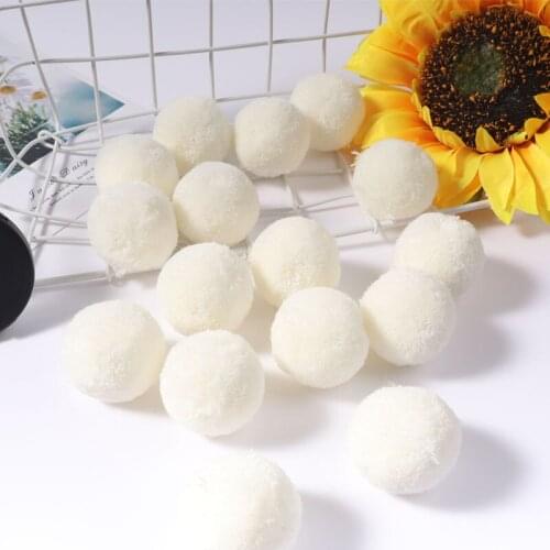 10pcs White Pompom 3CM 4CM 2 Kinds Of Size Party Home Garden Wedding Decoration Clothing DIY Sewing Children Toys Craft Supplies