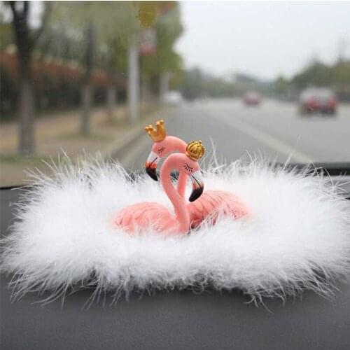 Lovable Flamingo Automobile ornament Interior decoration Car ornaments Creative ornament Vehicle control table Automobile