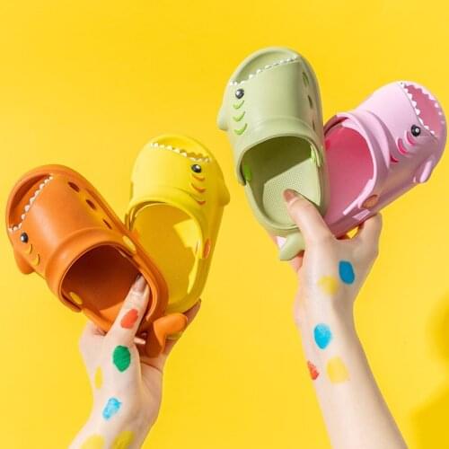 2021 Spring and Summer New Cartoon Shark Boys and Girls Beach Non-slip EVA Hole Shoes Sandals Children Sandals and Slippers