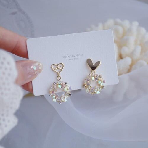 South Koreas new design fashion jewelry exquisite sweet asymmetric love flower shell female dangle earrings