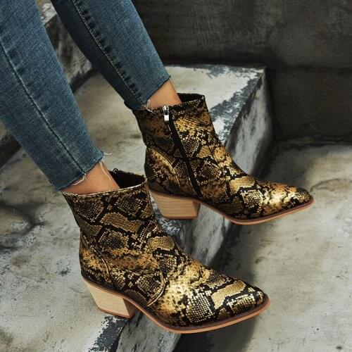 Sexy Snakeskin Pattern Boots Pointed Toe Square Heels Shoes Boots Zipper Women Ankle Boots Spring Autumn Serpentine Boots JT532