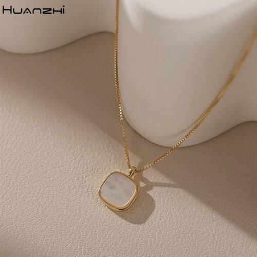 HUANZHI 2020 New Simple Natural Fritillary Square White Shell Pendant Necklace Metal Geometric Clavicle Chain Jewelry For Women