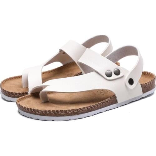 2021 Summer Outdoor Shoes Man Sandals Leather Designer Beach Sandals Men Casual Sandals Non slip Fashion Size 35-44 Soild