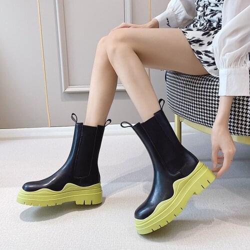 Boots 2021 Autumn New Chelsea Boots Thick-soled Cow Leather Smoke Tube Martin Boots Short Boots Women