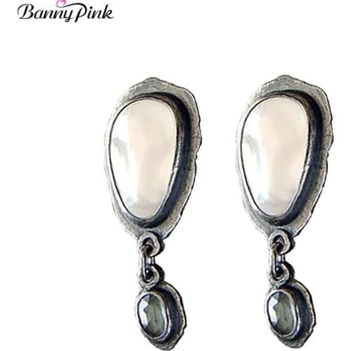 Elegant Shell Crystal Statement Stud Earrings For Women Party Geometric Pendant Earrings Simple Waterdrop Post Earring