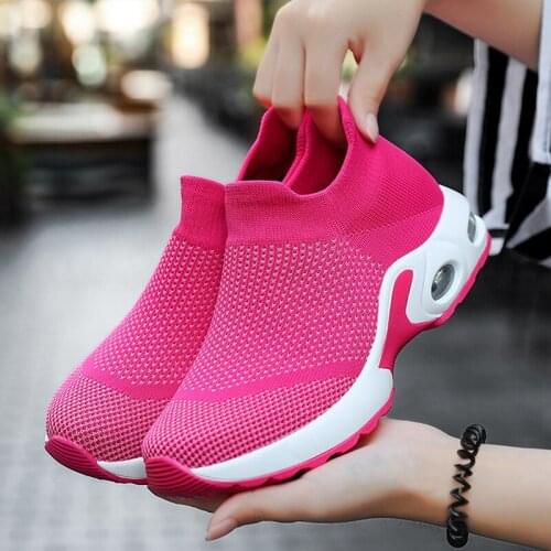 Socks Shoes Ladies Casual Sports Shoes Plus Size Flying Woven Lightweight Air Cushion Slip On womens Shoes 2021 Spring New