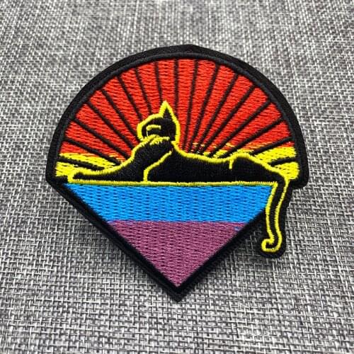 Egyptian cat embroidery patch DIY Iron on Clothes Cropped Badges Applique for Jacket Jeans Cloth Decoration Apparel Garment