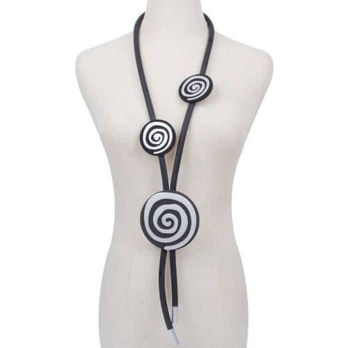 YD&YDBZ DIY Design Rubber Rope Chain Necklaces For Ladies Fashion Big Round Pendant Long Necklace Current Party Bar Accessories