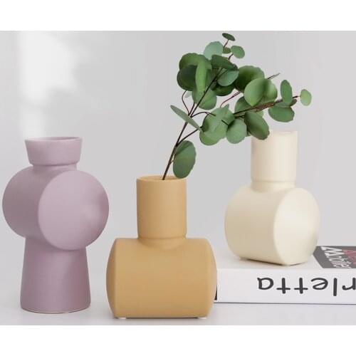 Nordic Simple Primitive Ceramic Vase Ornaments Bookcase Coffee Table Accessories Crafts Homestay Store Furnishings Decoration