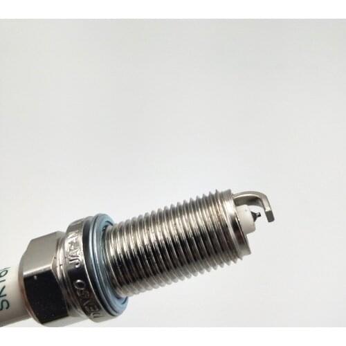 4PCS/LOT Iridium Spark Plug For Toyota Camry Highlander RAV4 Scion 9091901233 90919-01233 SK16HR11