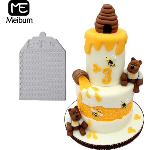Meibum Honeycomb and 3 Bees Silicone Fondant Molds Cake Decorating Mould Crafts Cupcakes Sugarcraft Candies Clay Pan Baking Tool