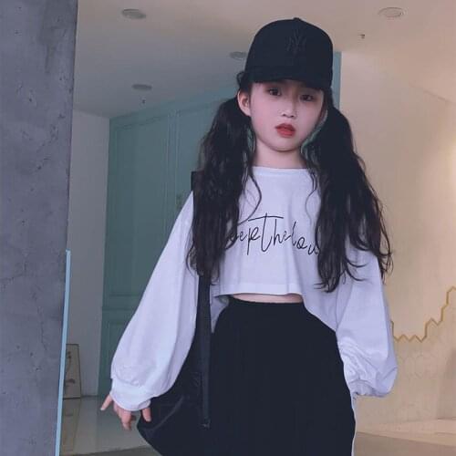 Girl Long sleeved T-shirt Spring Autumn New Childrens Loose Top High Waist Short Sweater Girl Dance Clothes Kids Letter T-shirt
