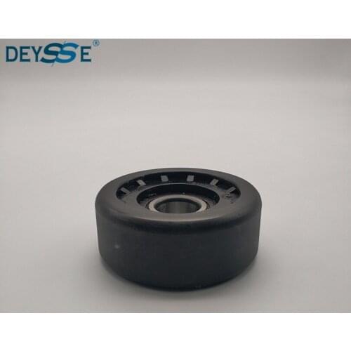 Top Quality 50671304 Black Handrail Roller