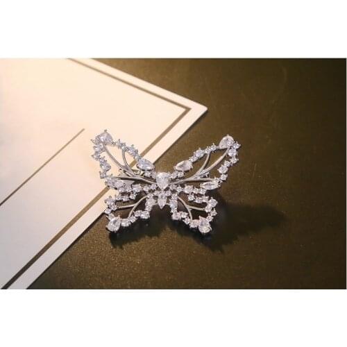 Europe exquisite fashion butterfly micro inlaid zircon corsage brooch Crystal from Swarovskis Temperament wild brooch