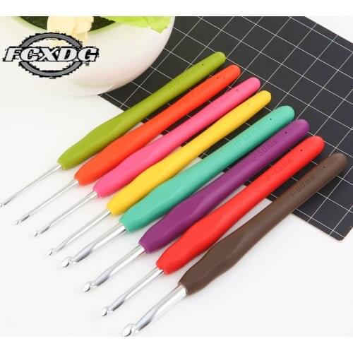 9Pcs High Quality Stainless Steel Crochet Hook Knitting Needles Set Rubber Handle Sewing Supplies Crochet Hooks Free Shipping