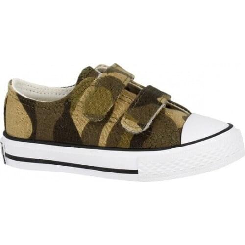Canvas sneakers with camouflage print bear by Conguitos