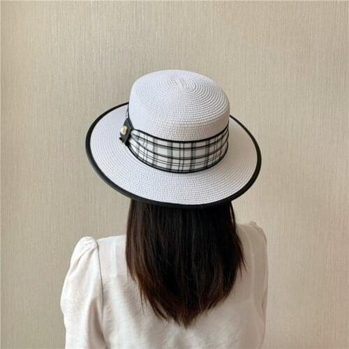 Elegant Womens Summer Hat Sun Protection Cap Female Flat Top Wide Brim Pearl Lattice Ribbon Girl Straw Hat Beach Hat Sun Hats