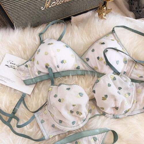French Niche Design Love Embroidery Mesh Perspective Outfit Sexy Bra Set with Big Breasts and Sweet Underwear non-bump bralette