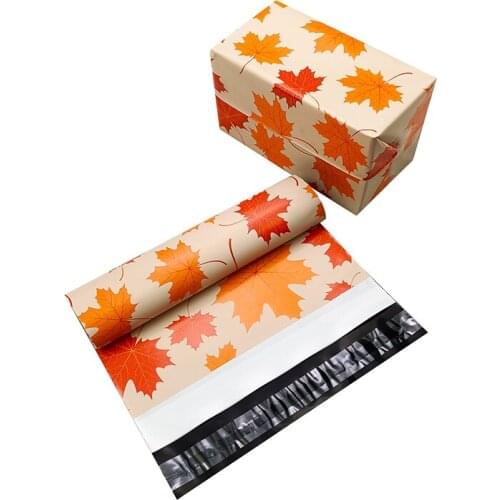 50Pcs/Lot New Poly Mailer Maple Leaf Pattern Courier Bags Self Seal Adhesive Shipping Mailing Bag Plastic Express Envelopes