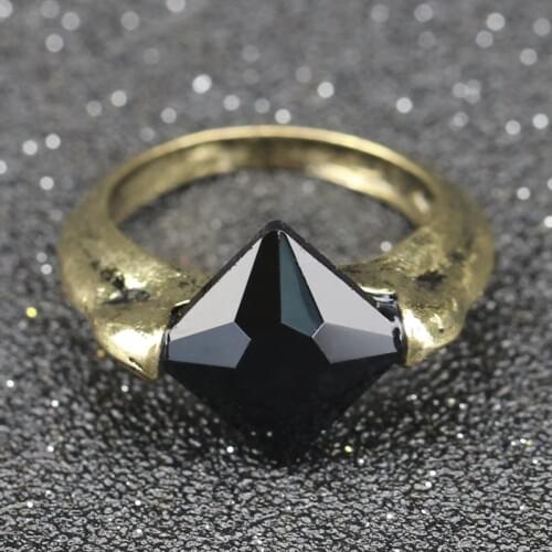 Dark Lord Voldemort Horcrux Ring The Resurrection Stone Marvolo Gaunt Vintage Deathly Hallows Dumbledore Black Crystal Wholesale