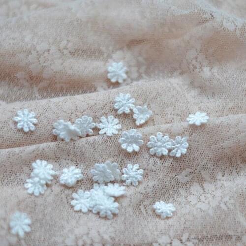 Mini water-soluble small white flowers clothing fabric embellishment cloth paste patch width 1.2cm