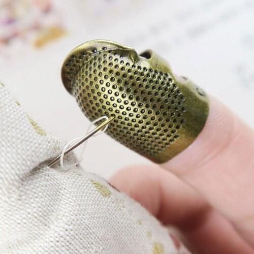 Portable Antique Metal Finger Protector Sewing Accessories Antique Metal Finger Protector Thimble Ring Handworking Sewing Tools