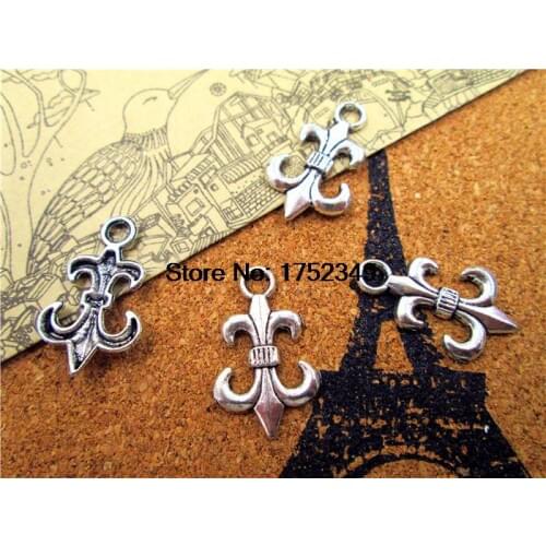 15pcs--Fleur de Lis Charms, Antique silver tierraCast French Lily Charms 15x23mm