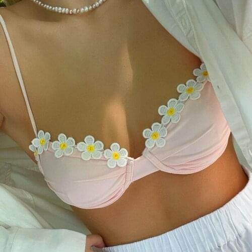 Women Sexy Bikini Tops Pink Floral Applique Pattern Sweetheart Neckline Underwear Unique Textured Fabric Summer Parties S M L