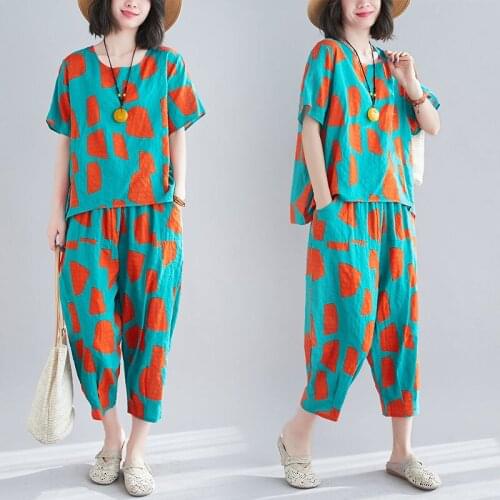 2021 Womens Tracksuit Large Size Women Suit Summer New Retro Loose Printed Short Sleeve Tops and Harem Pants Two Piece Set L373