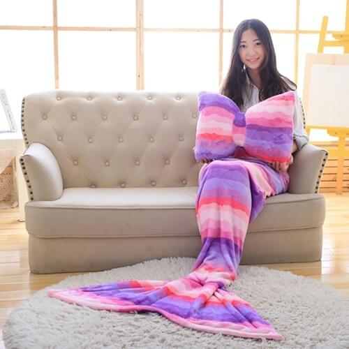GZTZMY Fleece Blankets On The Sofa