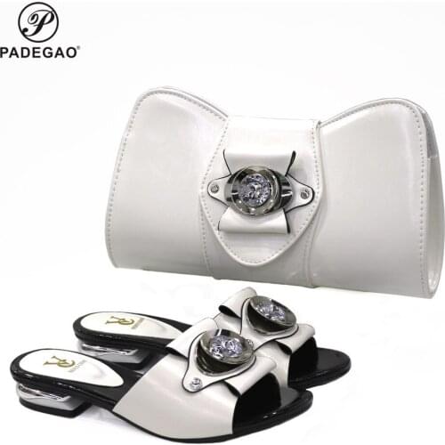 White Fashion Rhinestone Woman Shoes And Matching Bag Set Novelty Style Silver Color Pumps Shoes And Bag Set For Party Wedding