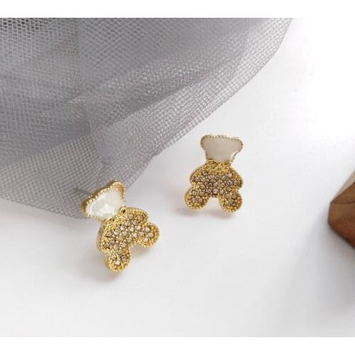 Wholesale S925 Silvery Needle Simple Cute Bear Earrings Female Temperament All-match Shiny Ear Stud Wholesale