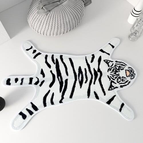 Creative Tiger Shape Bath Mat Anti-slip Absorbent Bathroom Foot Mat In-door Decorative Floor Mat Microfiber Bathroom Rug