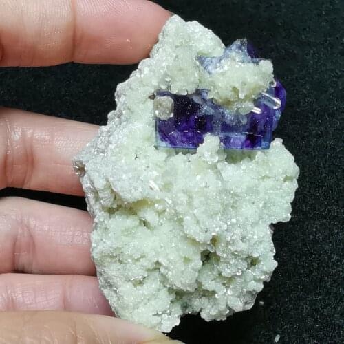 88.6gNatural purple window fluorite mica crystal symbiotic mineral teaching specimen healing QUARTZ GEM home decoration