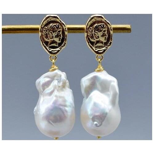New Favorite Pearl Jewelry Baroque Natural Irregular Pearls Gold Plated Jewelry Ladies Earring Sexy Gifts Fine Jewelry For Women