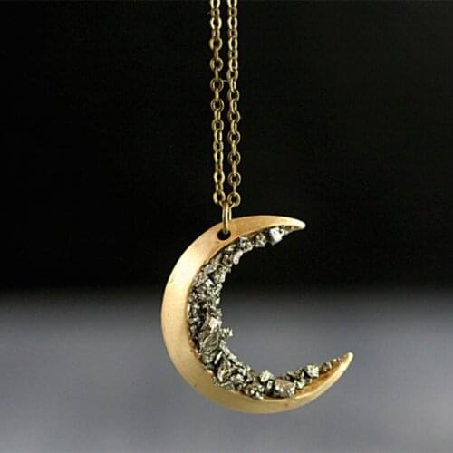 New Crushed Crystal Gold Crescent Moon Necklace Vintage Charm Long Necklaces for Women Female Statement Chain Necklace Jewelry
