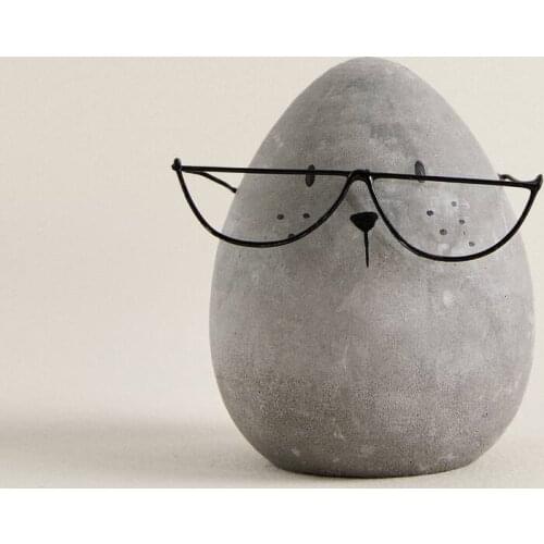 Home decor figure cute tomato mascot concrete cement figure desktop tomato decor glasses holder glasses stand gift