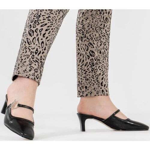 Callizio Womens Genunine Leather Slippers Metal Buckle Square Toe Heeled Sandals Model Fashionable 2020 Summer Designer Slides