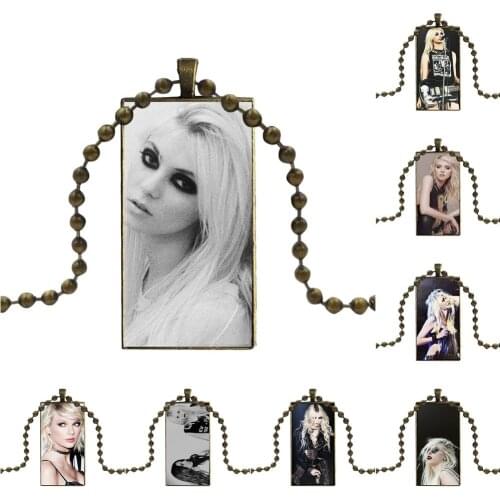 For Unisex 2019 Taylor Momsen Pretty Reckless Glass Pendant Galaxy Pendant Necklace Women Bronze Plated Necklaces Jewelry