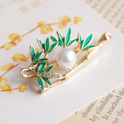 BOEYCJR Elegant Bamboo Pearl Brooch Vintage Jewelry Handmade Brooches for Women Dress Scarf Accessories