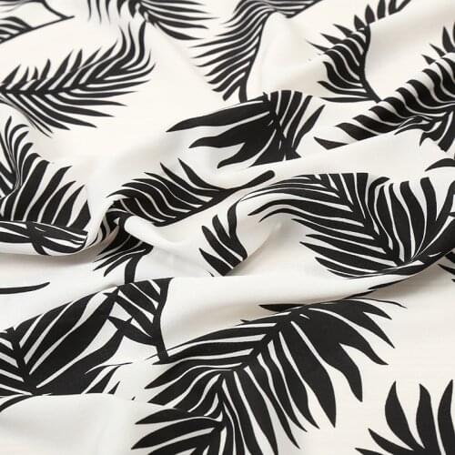 Printed Polyester Crepe Chiffon Dress Fabric Slightly Stretchy Crepe Fabric Chiffon Fabric Leaf Printed Chiffon