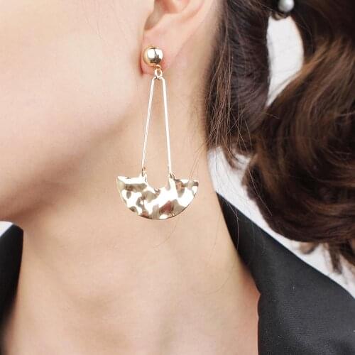 Charm Lovely Metal Stud Earrings For Wome Unique Simple Alloy Earring Party Jewelry Hot Wholesale Gold color Brincos UKMOC