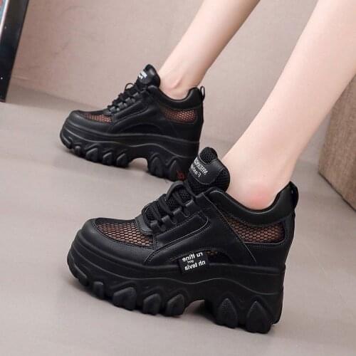 Womens Chunky Sneakers Thick Bottom Platform Vulcanize Shoes Fashion Breathable Casual Running Shoe for Woman Female 2021 New