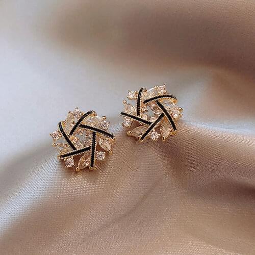 Classic Baroque Flower Modelling Earring Elegant Women CZ Crystal Gold Plated Stud Earring Charm Women Wedding Party Jewelry