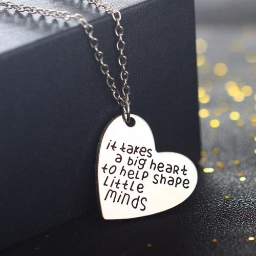 Bespmosp 24PCS/Lot New Wholesale"It Take A Big Heart To Help Shape Little Mind"Jewelry Heart Teachers Day Gift Pet Tag Charm